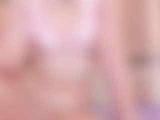 Live cam show with Chloe-Cortez - Cum In Pussy on Camsoda