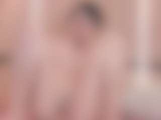 Live cam show with Chloe-Cortez - Blackcock on liverealitysex.com