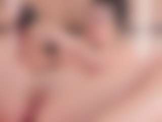 Live cam show with Chloe-Cortez - Dildo Or Vibrator on SpankPalCams
