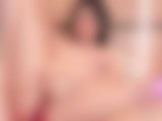Live cam show with Chloe-Cortez - Ass Bouncing on Uber Horny