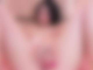 Live cam show with Chloe-Cortez - Deepthroat on UwU Esports