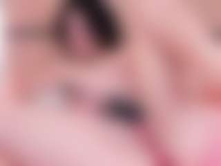 Live cam show with Chloe-Cortez - Erotic Dance on alttransgirls