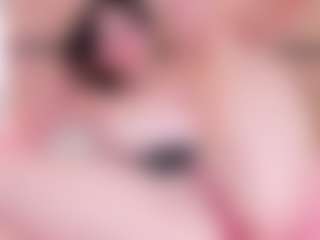 Live cam show with Chloe-Cortez - Ass Bouncing on ObeyMaria