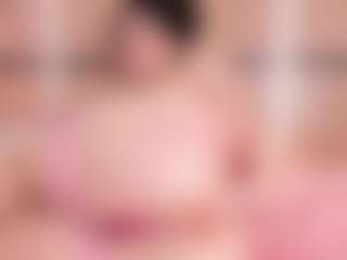 Live cam show with Chloe-Cortez - Brown Eyes on sexytreat.net