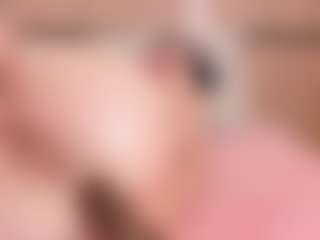 Live cam show with Chloe-Cortez - Fuck Machine on eurowanks.com