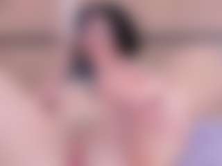 Live cam show with Chloe-Cortez - Amateur on hotwifechat.live