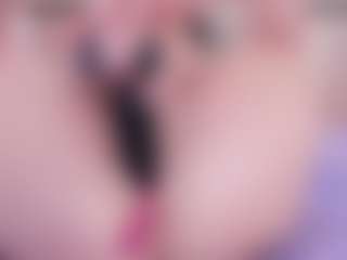 Chloe-Cortez's Live Sex Cam Show