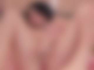 Chloe-Cortez's Live Sex Cam Show