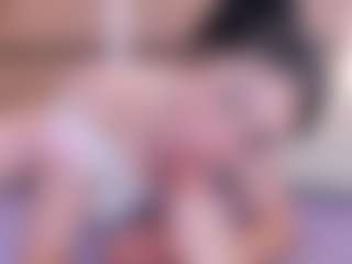 Chloe-Cortez's Live Sex Cam Show