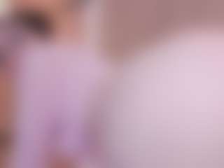 Live cam show with Chloe-Cortez - Anal on Camsoda