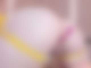 Live cam show with Chloe-Cortez - Dildo Or Vibrator on Camsoda