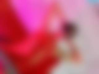 Live cam show with Estefania-robles - Nipple Piercings on CamwithHer