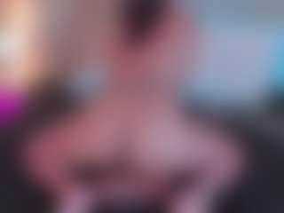 Live cam show with Lana Kalyx - Twerk on Adult Interactions