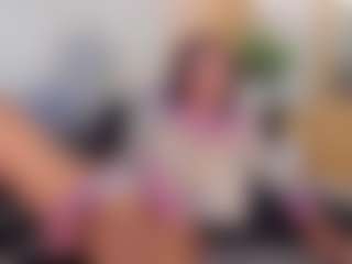Live cam show with Lana Kalyx - Spy Petite on Soda Cam