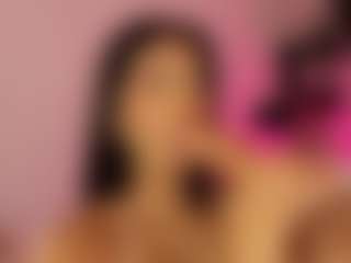 Live cam show with Naty Arias - Athletic Brown Eyes on Camsoda