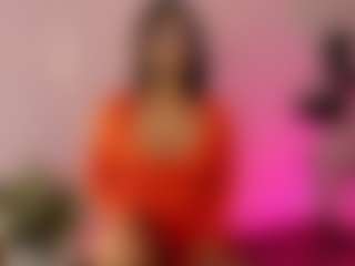 Live cam show with Naty Arias - Striptease on Camsoda