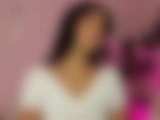 Live cam show with Naty Arias - Average on sexylive.show