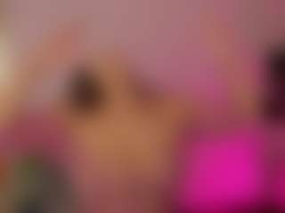 Show de câmera ao vivo com Naty Arias - Amateur Big Tits no Camsoda