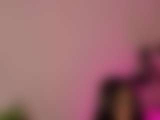 Live cam show with Naty Arias - Smoking on Porn Luv