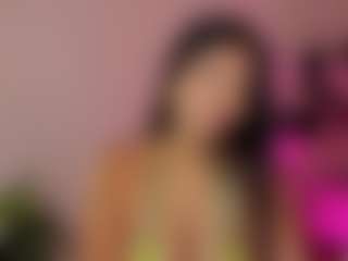 Live cam show with Naty Arias - Striptease on Gym Cam Girls