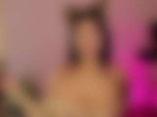Live cam show with Naty Arias - Deepthroat on SquirtSoMuch