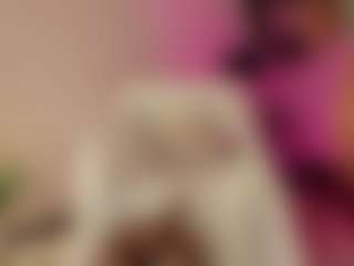 Live cam show with Naty Arias - Big Tits on Hubzter Live