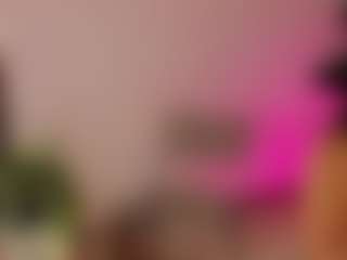 Live cam show with Naty Arias - Curly Hair on camwithhim.com