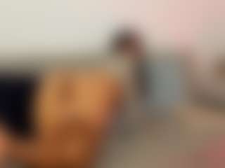 Live cam show with Naty Arias - Brown Eyes on Camiplay Live