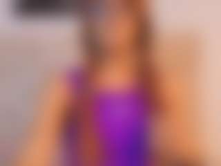 Live cam show with RavenBliss - Blowjob on AdultVida.com