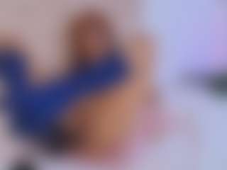 Live cam show with RavenBliss - Blowjob on boobsie.com