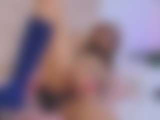 Live cam show with RavenBliss - Amateur on Latina Girls