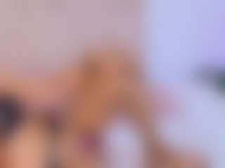 Live cam show with RavenBliss - HD on Latina Girls