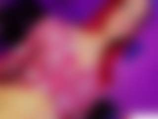 Live cam show with Snow-Kiim - Spank on Uber Horny