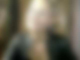 Live cam show with SoniaWomen - Green Eyes on CamClone