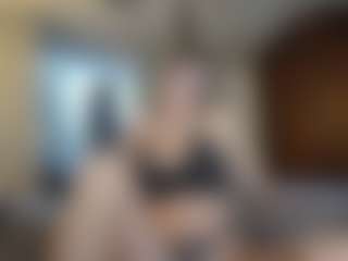 Live cam show with TheRosieCheeks - Flashing on Cam Slut
