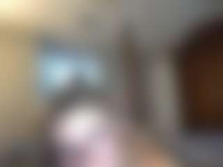 Live cam show with TheRosieCheeks - Flashing on madthumbs
