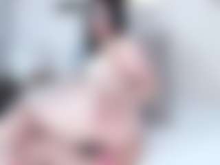 Live cam show with Candyandsteven - Thick on milfzrlive.com