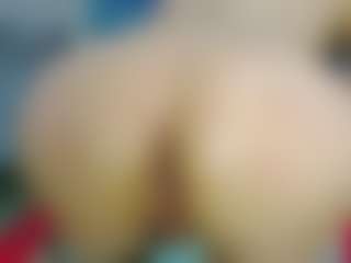 Live cam show with Nickk-Wolff - Brown Eyes on Soda Cam