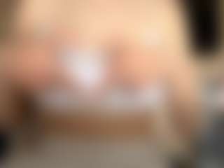 Live cam show with Lisa - Erotic Dance on Gym Cam Girls