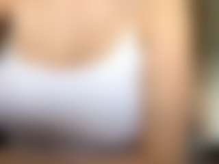 Live cam show with Lisa - Ass Bouncing on SxyPornLive
