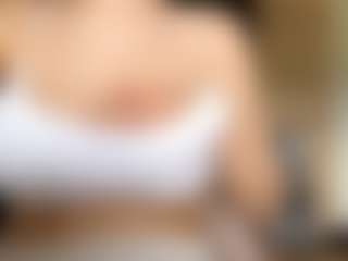 Live cam show with Lisa - Average on Camsoda