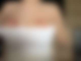 Live cam show with Lisa - Body Massage on Camming Site