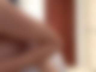 Live cam show with Lisa - Green Eyes on xxxlivecams.org
