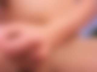 Live cam show with AntonellaStarr - Tease on CamClone