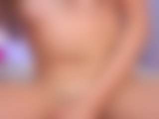 Live cam show with AntonellaStarr - Brown Eyes on CamClone