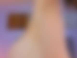 Live cam show with AntonellaStarr - English on liverealitysex.com