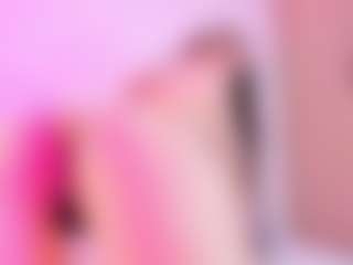 Live cam show with Miiaa-Roose - Athletic Public on liverealitysex.com