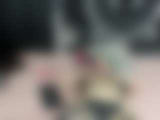 Live cam show with driana-ate - Smoking on CSO-WL