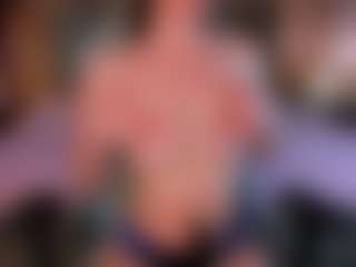 Live cam show with Lola - Body Massage on Hubzter Live