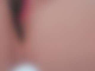 Live cam show with Timissi - HD on Camsoda